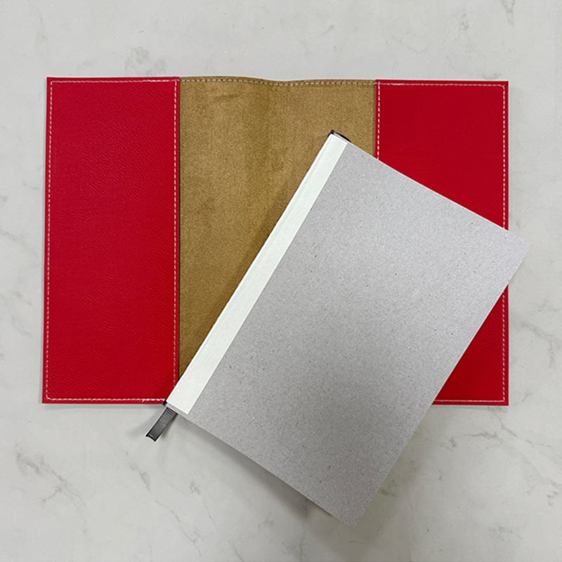 Laserovatelný koženkový vyměnitelný notebook