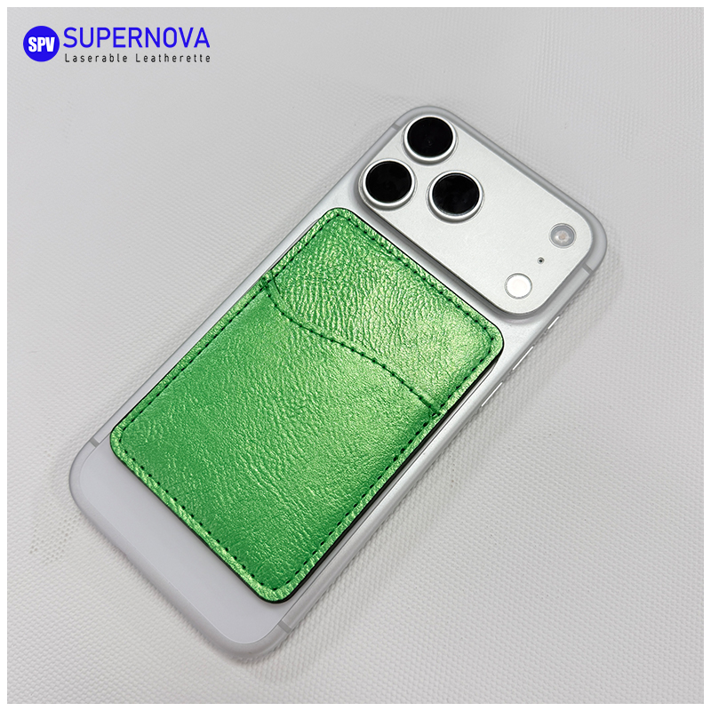 Laserovatelný koženkový držák na telefonní karty s magnetem