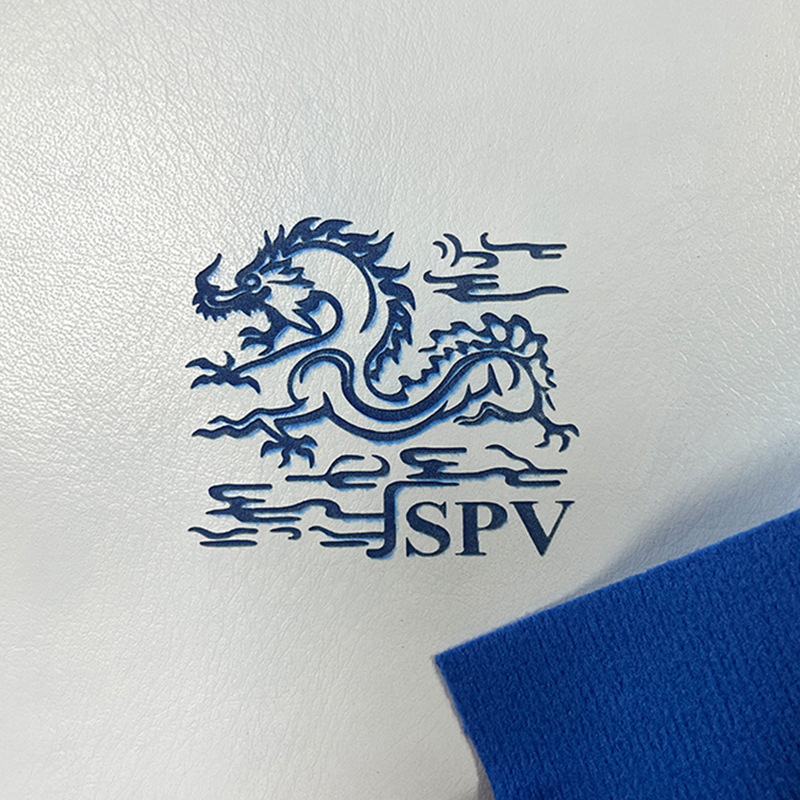 Lesklá koženková povlečení s lepidlem/bez lepidla